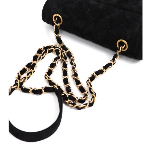 CHANEL Mini Black Suede Flap Bag C-A36443 - Picture 4 of 8